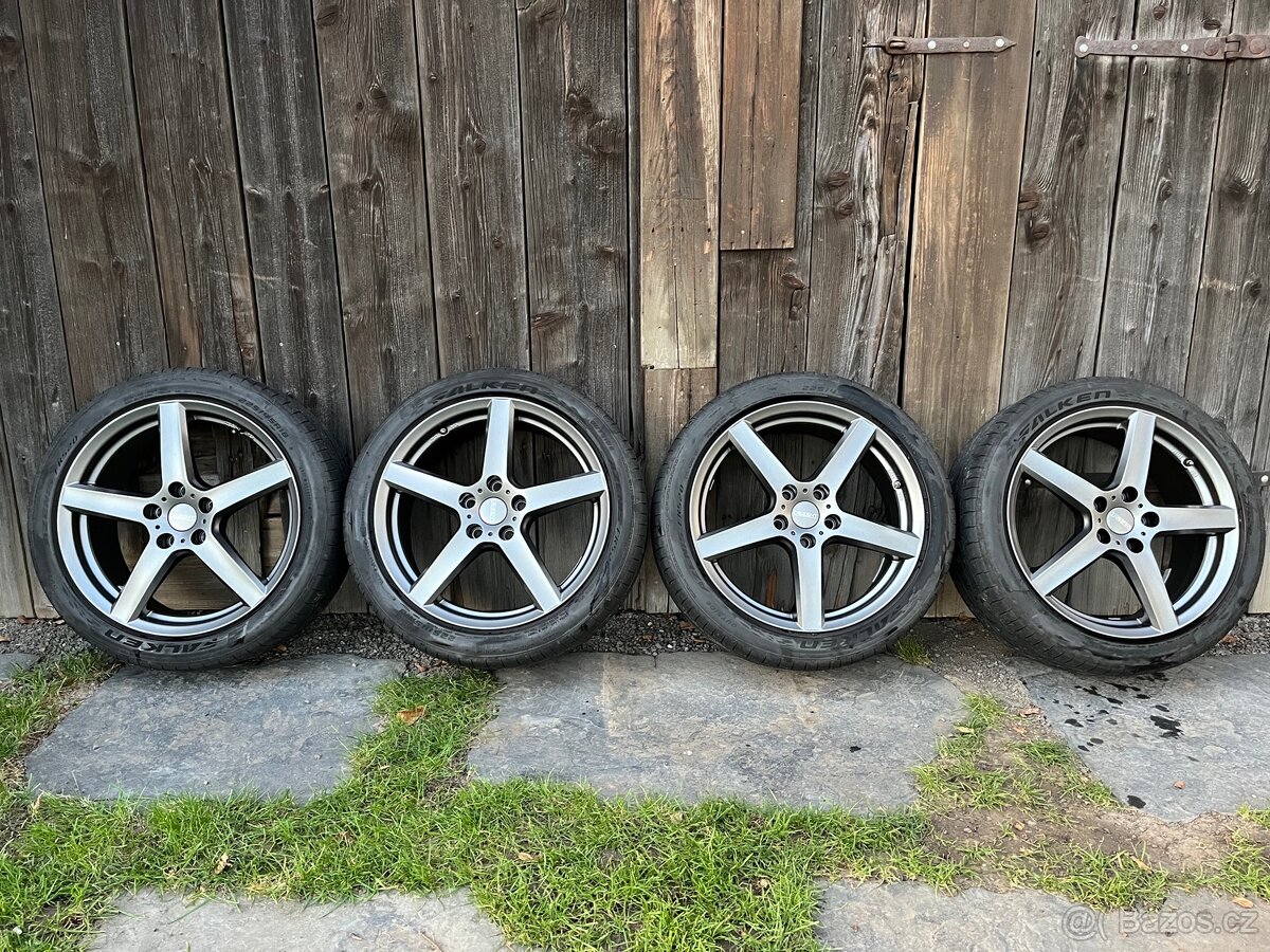 R18x7,5j ET50 ALU kola Dezent + letní pneu Falken 225/45/R18