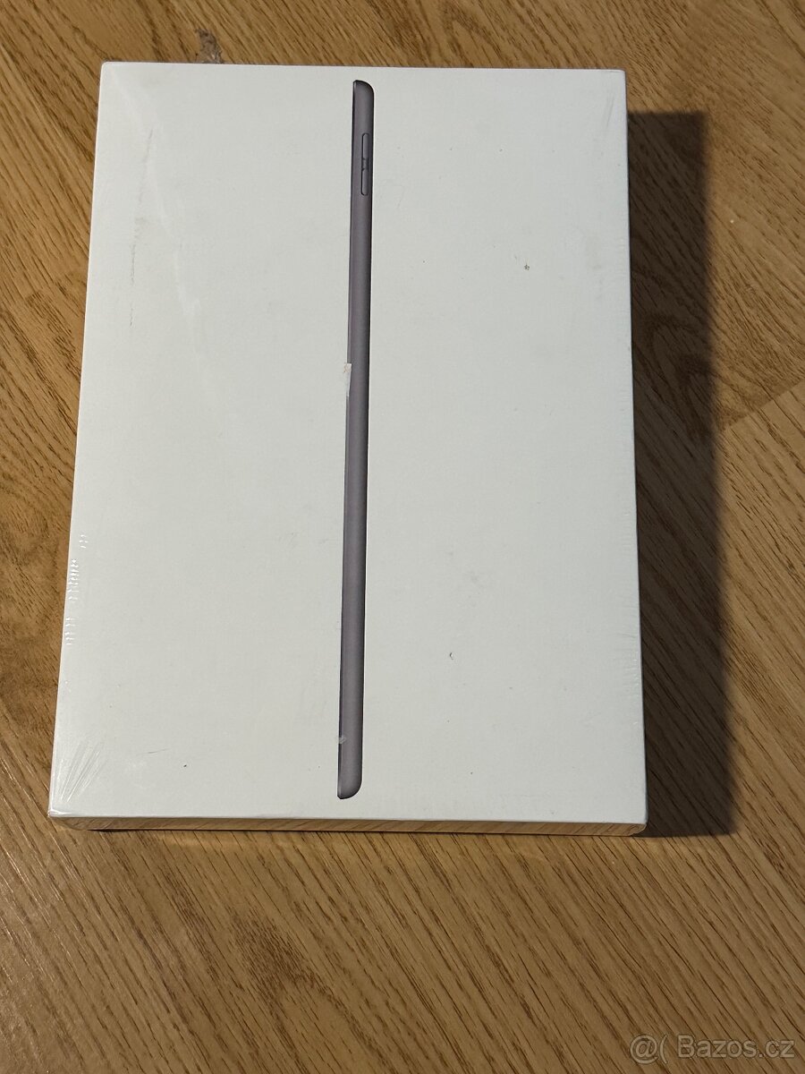 Apple iPad 8. generace (2020) 128 GB Space Grey