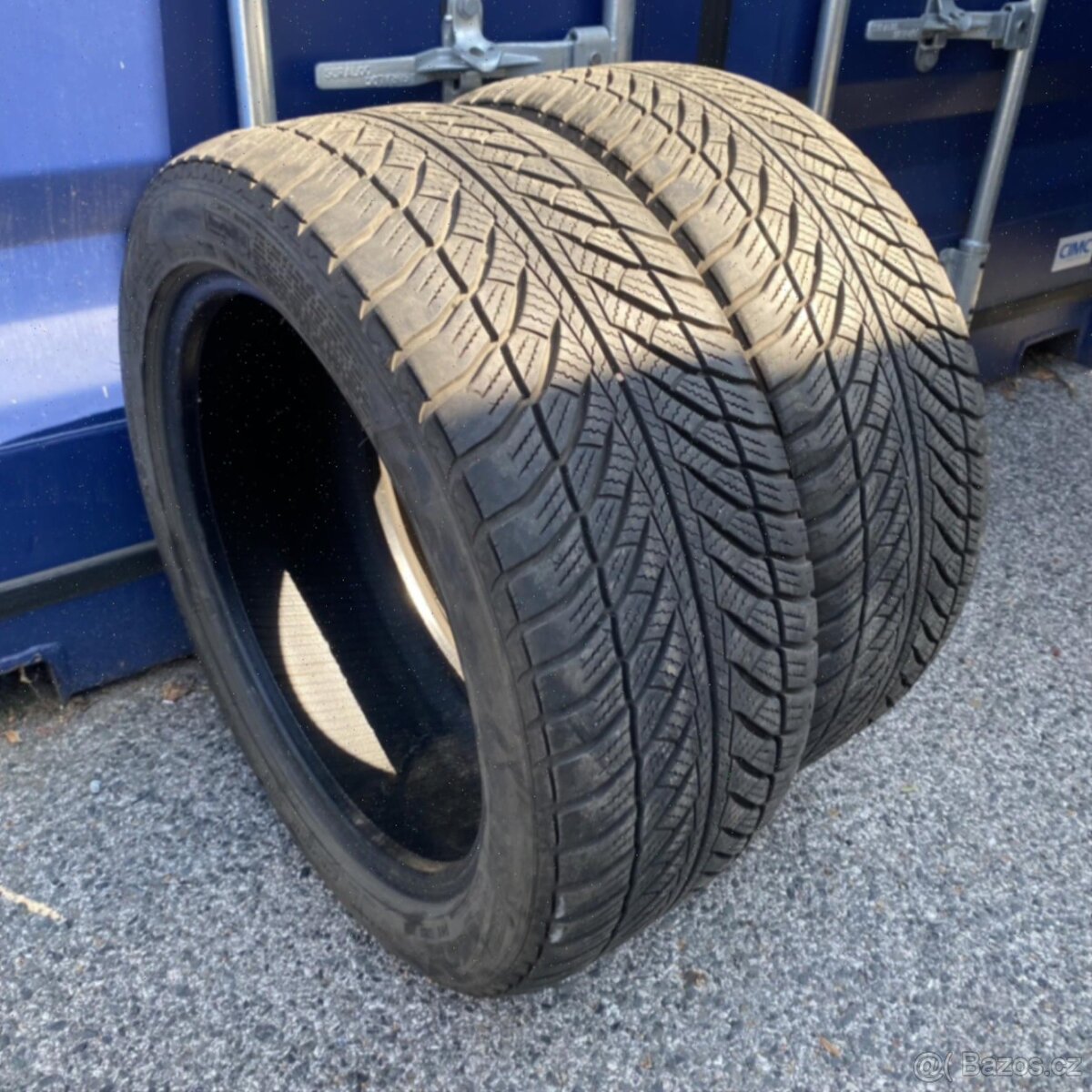 Zimní pneu 245/45 R18 100V Goodyear 6mm