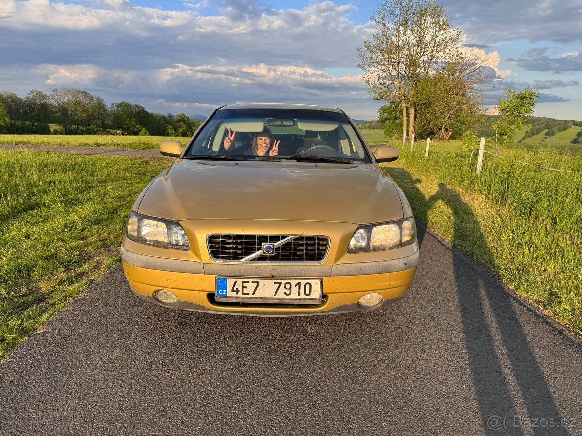 Volvo s60 2.4 benzín