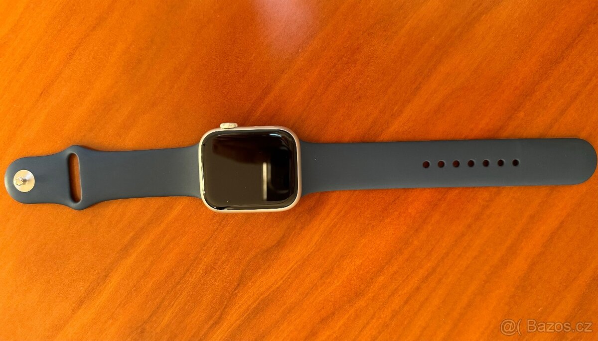 Apple Watch 9 45mm Záruka do 15.3.2026