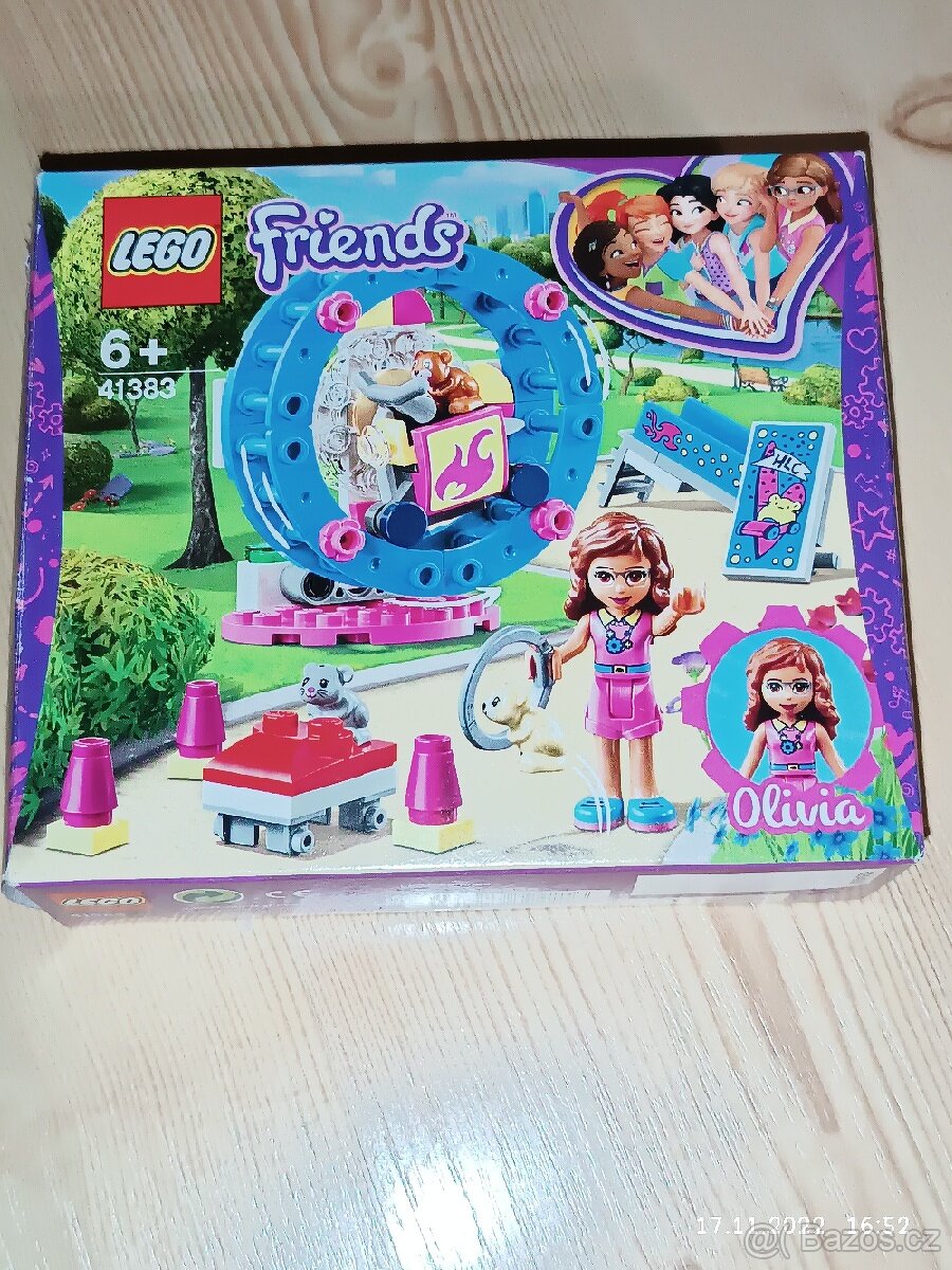 Lego friends hřiště pro Oliviiny křečky