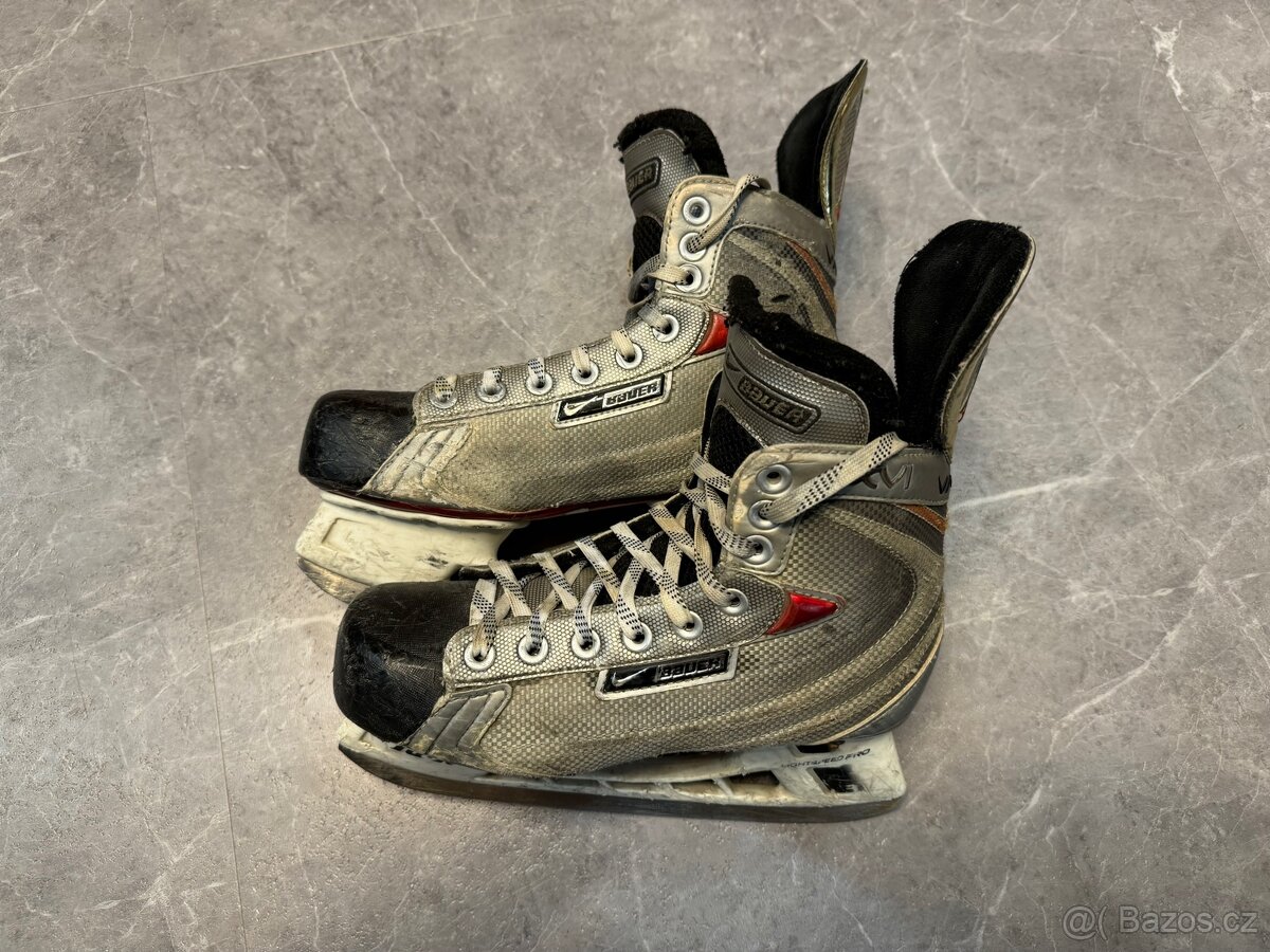 Brusle Bauer Vapor X6 EU38