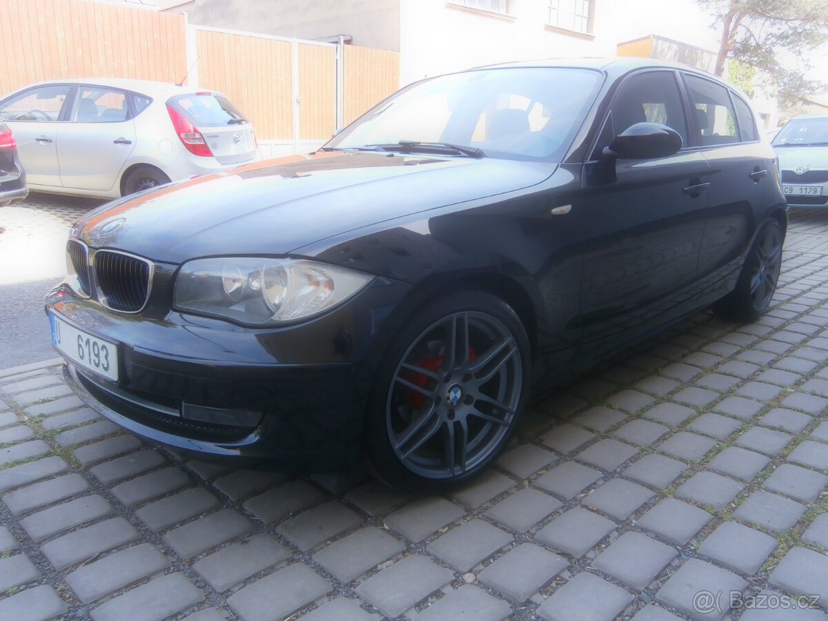 BMW Řada 1 116 6kvalt servisní kniha