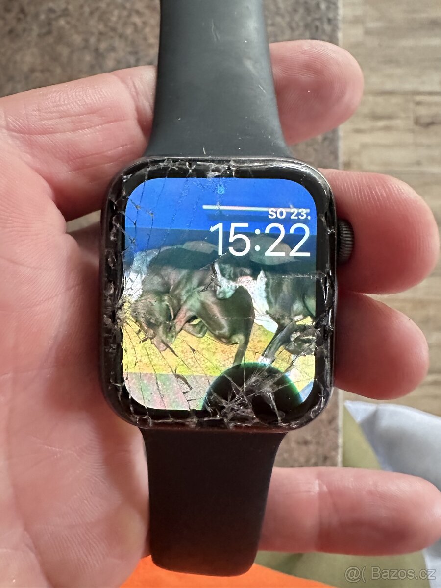 Apple watch 3