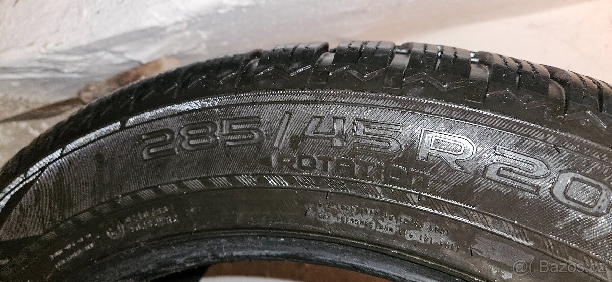 Zimní pneumatika Nokian 285/45/R20