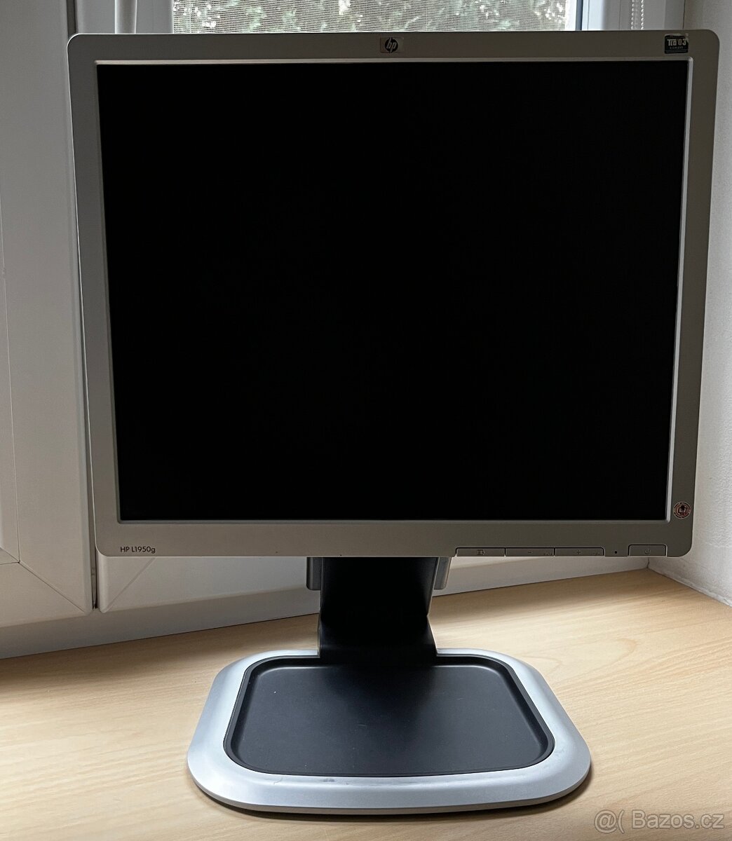 Monitor 19" HP L1950g