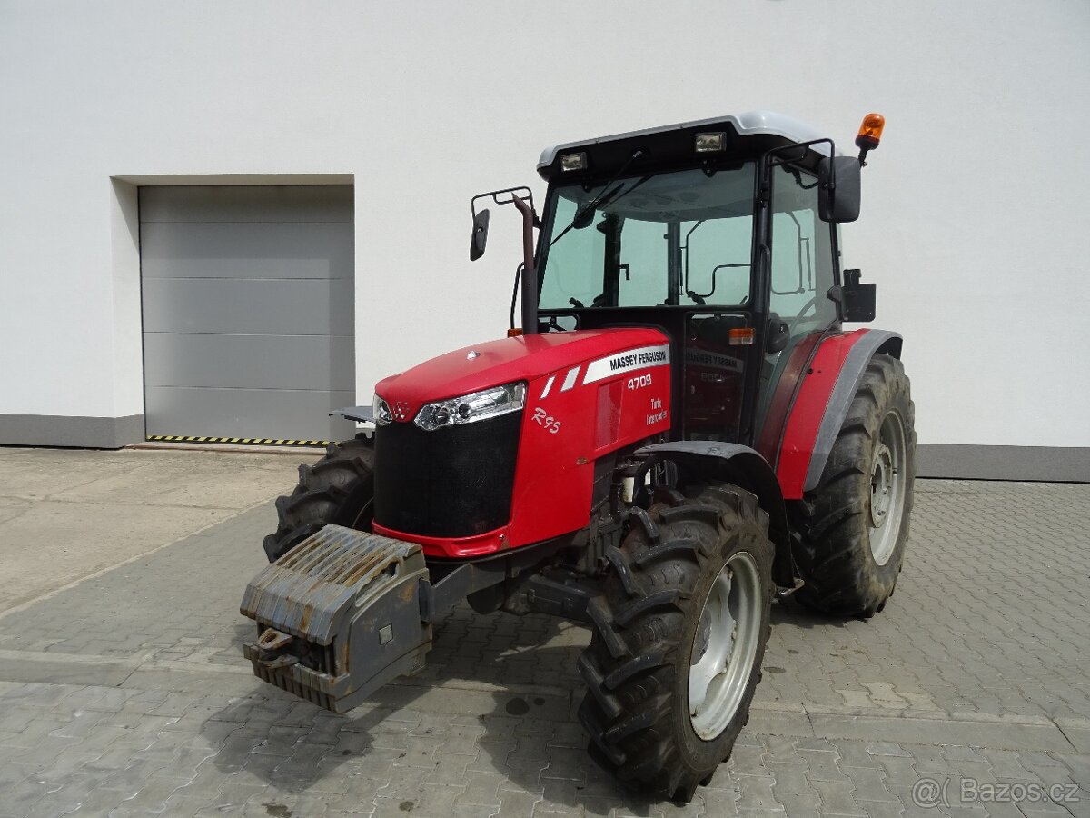 Massey Ferguson 4709