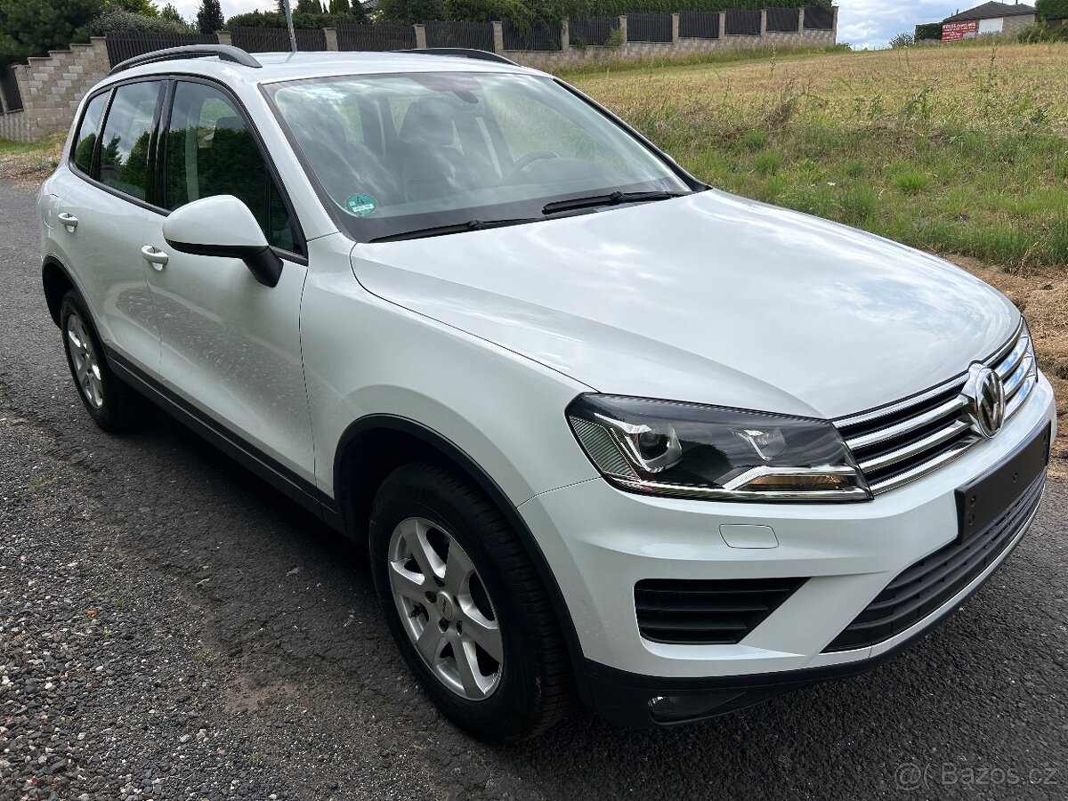 Vw Touareg 3.0tdi 150kw,r.v 2015, naj 118tis. KmServisni