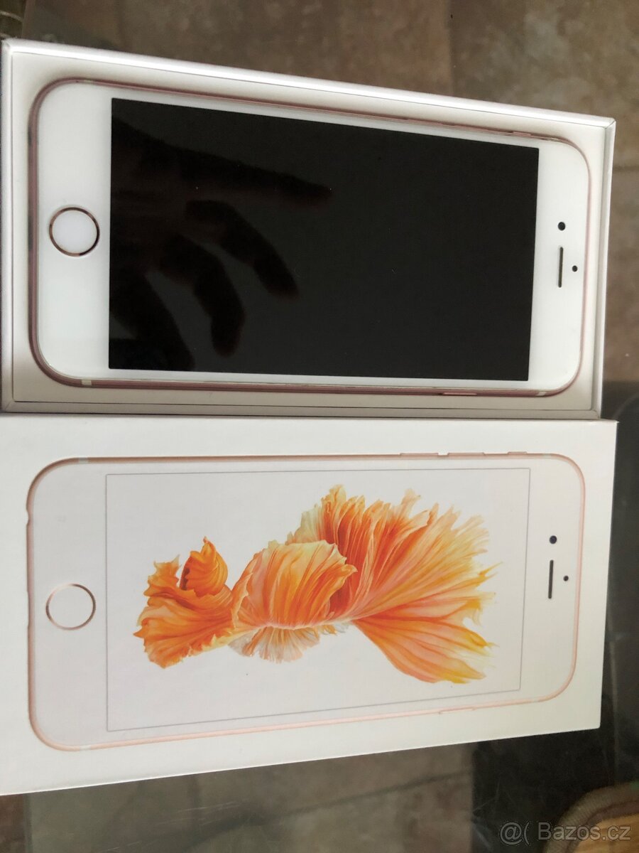 Mobilní telefon iPhone 6 s