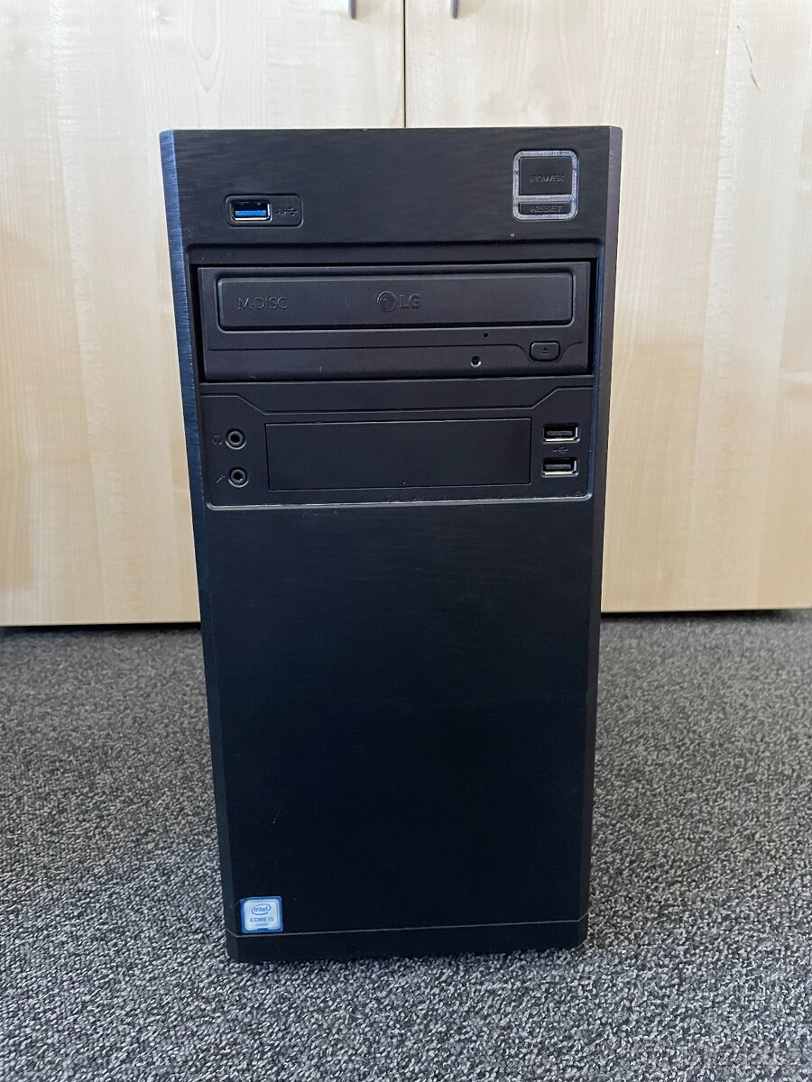 Počítač i3-6100, 4GB RAM, 240GB