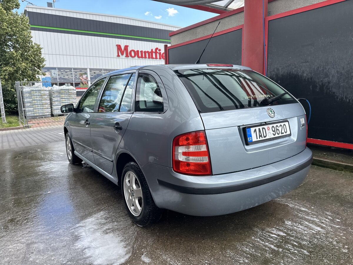 Škoda Fabia 1.2HTP KOMBI STK na 2 roky + dálnička