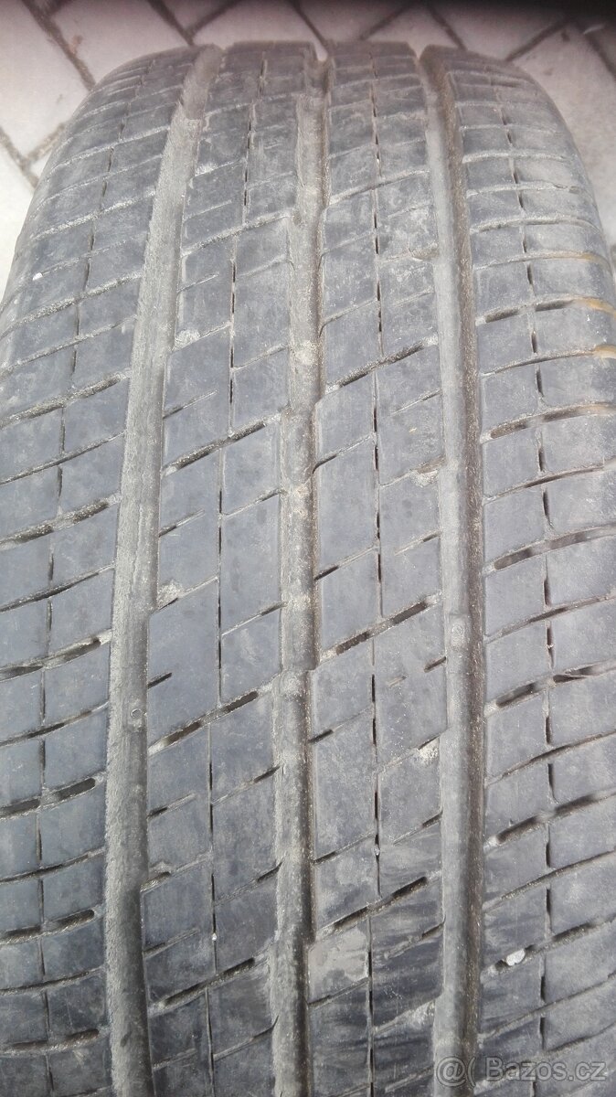 Continental 215/65 R15C DOT17