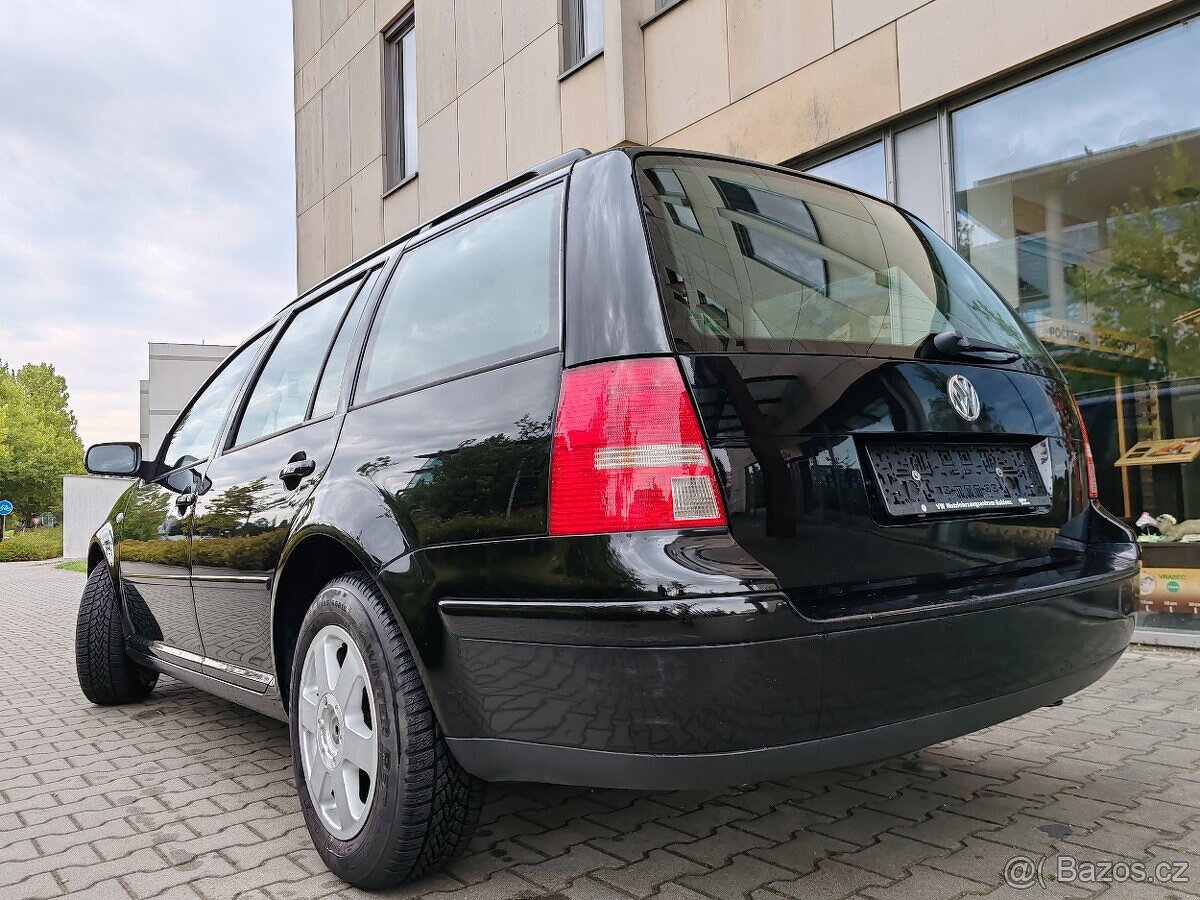 benzínový VW Volkswagen Golf 4 1.6i 2005 PACIFIC