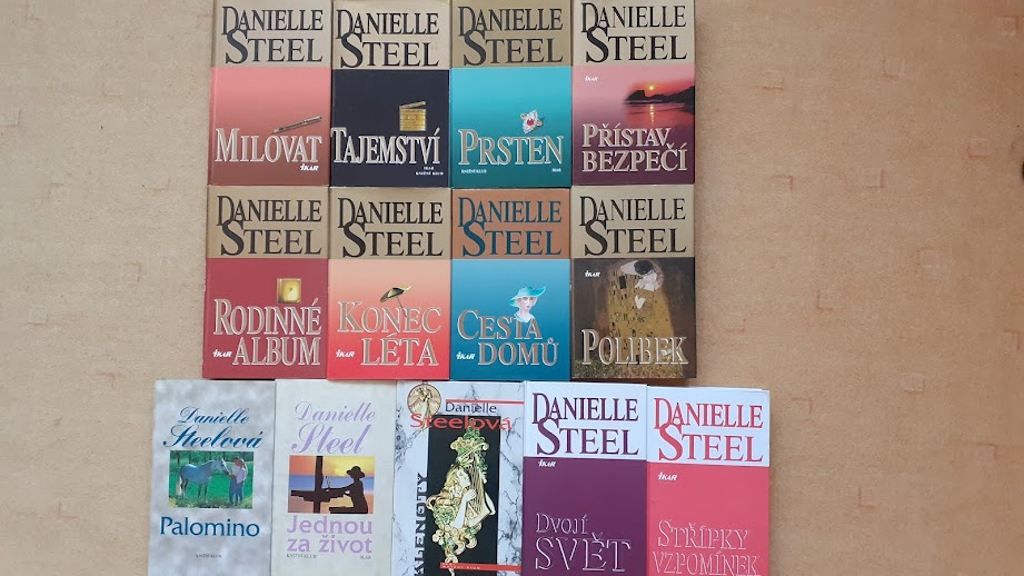 Danielle Steel  13ks/130Kč