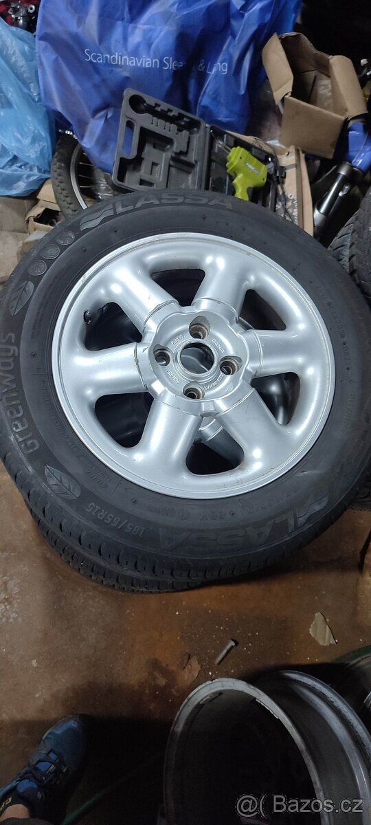 15" letni pneu s alu disky 4x100 185/65 R15