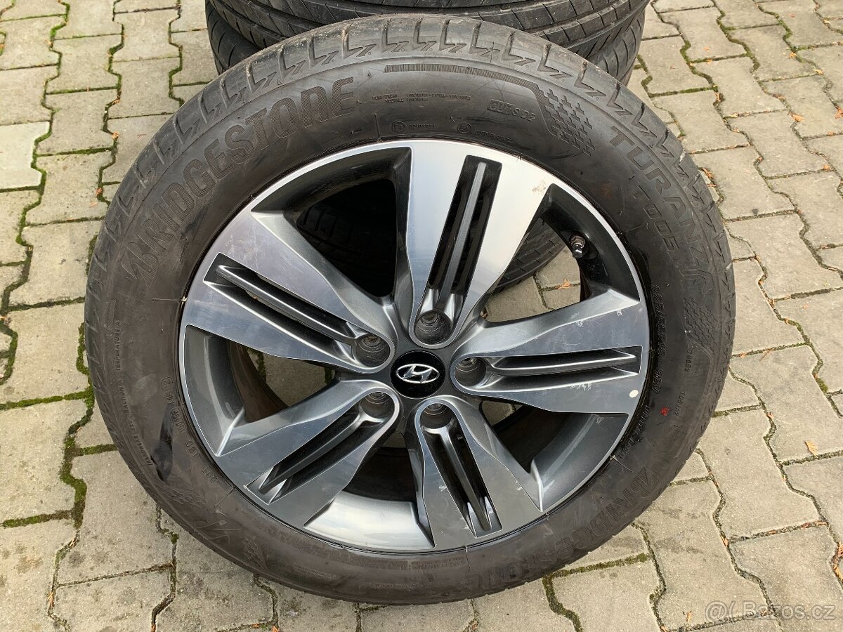 Hyundai 18"