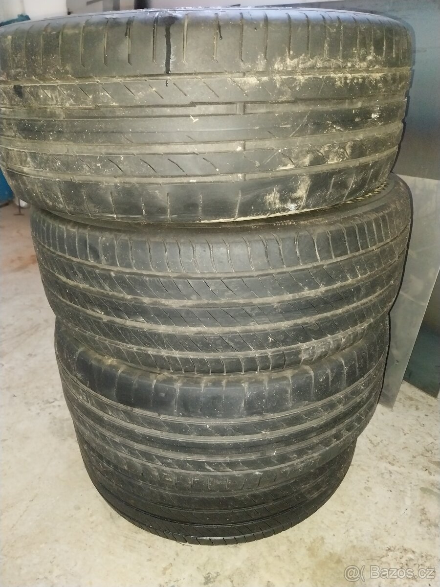 Pneumatiky Continental, Michelin 235/55R18