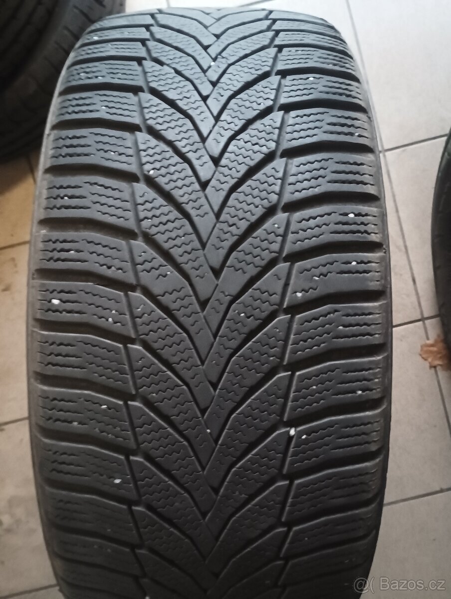 225/45r17