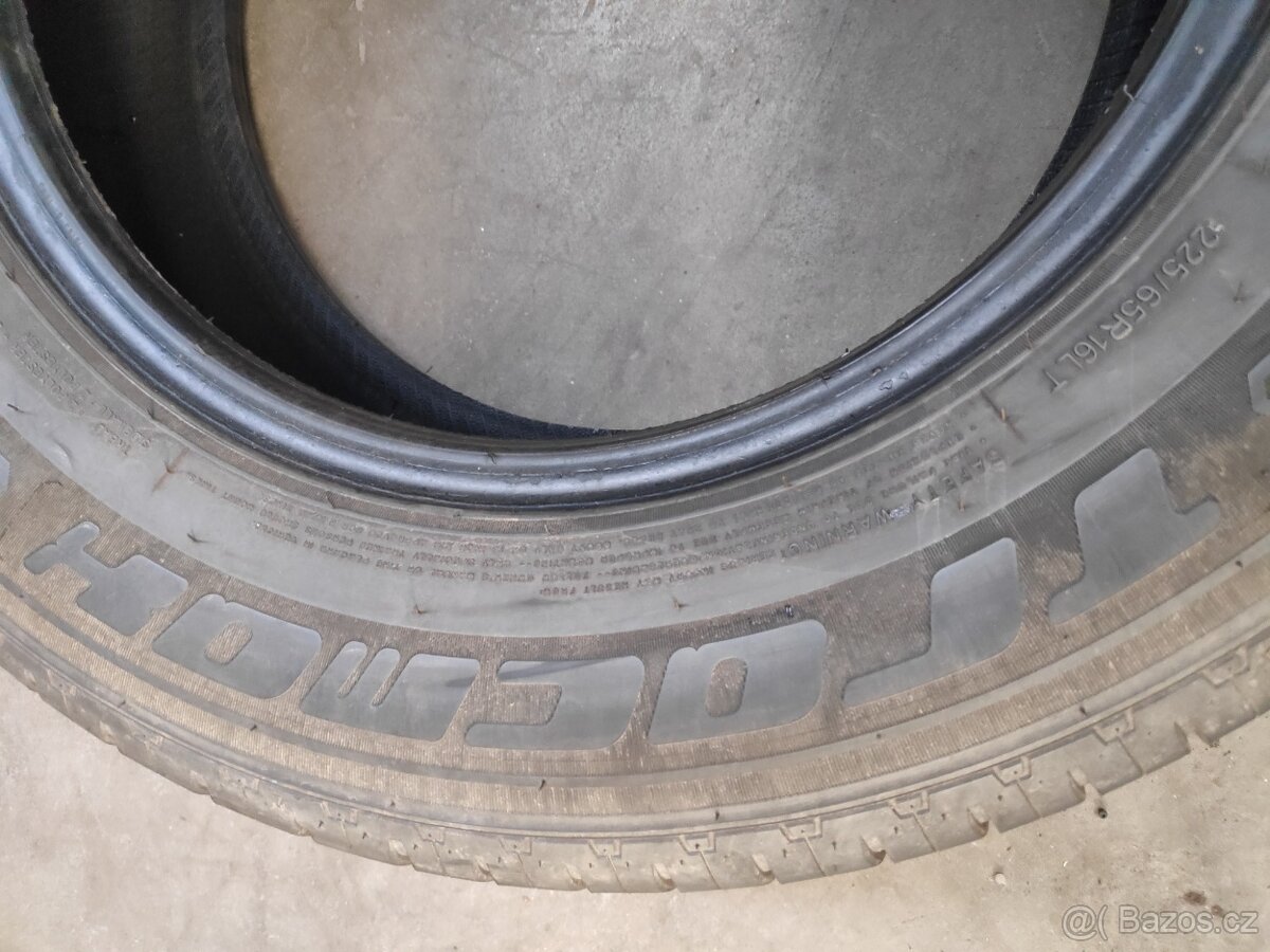 225/65R16C 112/110T Tracmax X Privilo RF19