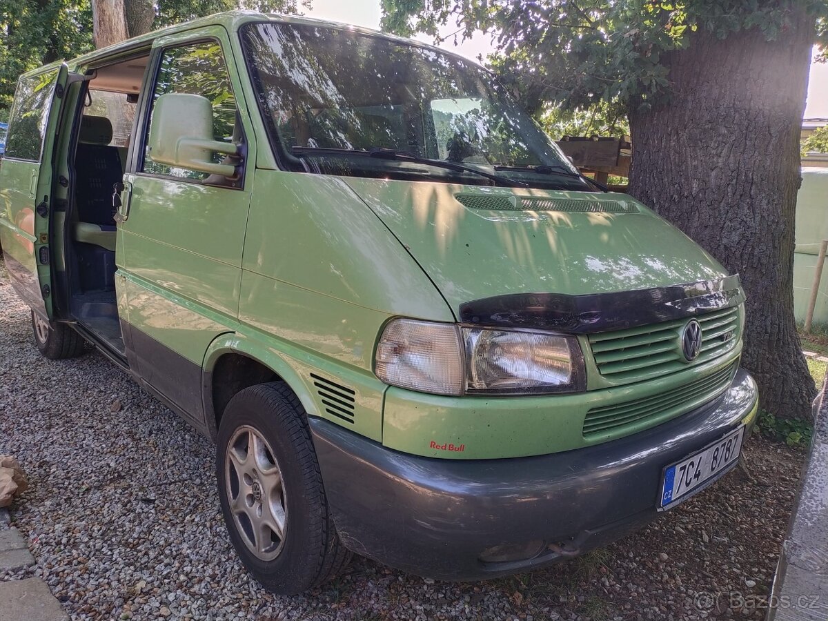 VW T4 MULTIVAN 2.5TDI 75KW 7 MÍST