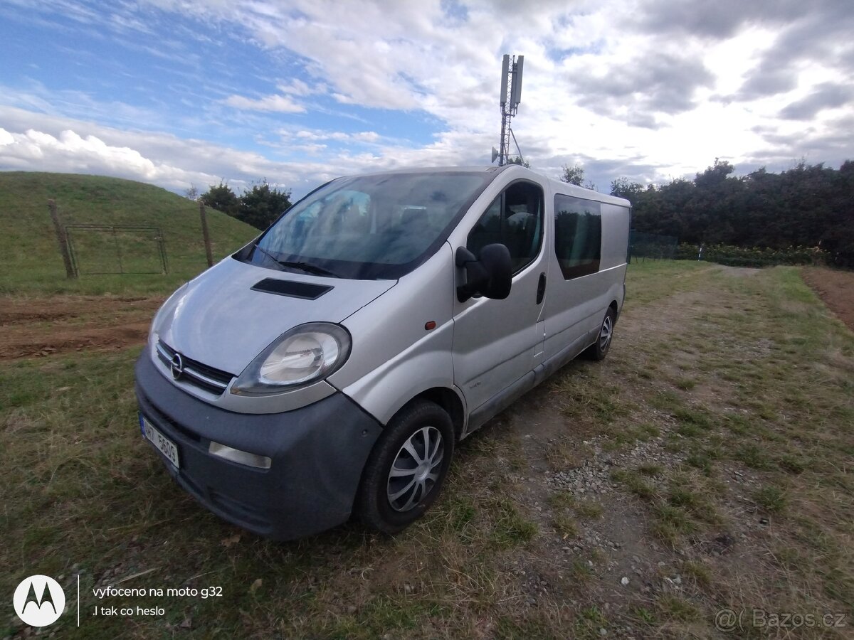 Opel Vivaro Renault Trafic