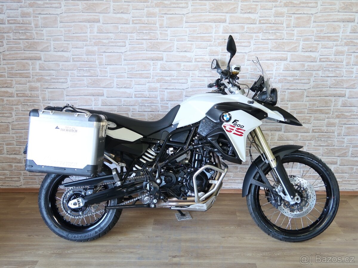 BMW F800GS 13100km, po servisu, bohatá výbava Touratech