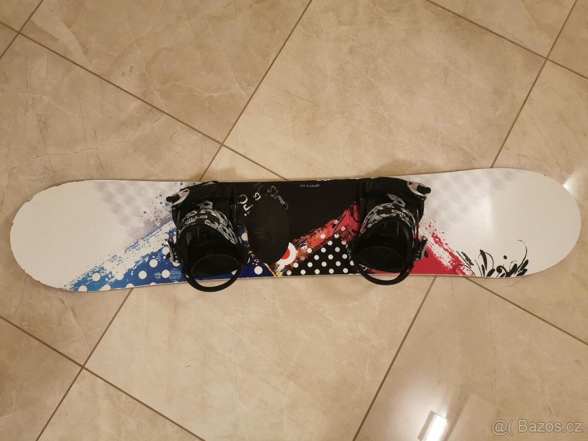 Dívčí snowboard + vázání 130cm