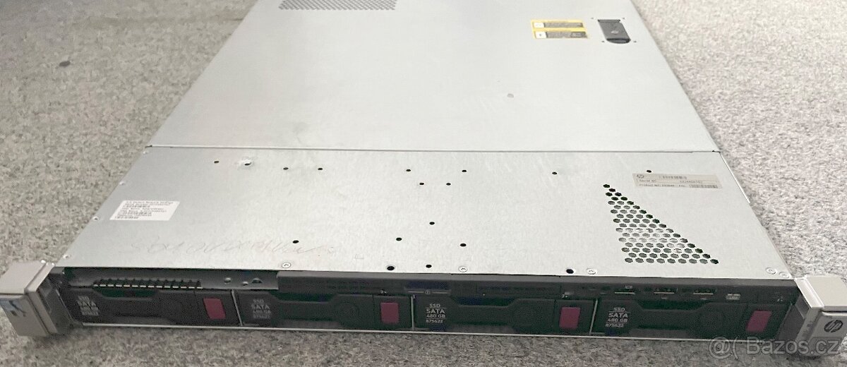 Server HP ProLiant DL360e G8 4xSATA disk, 36GB RAM, 2xCPU