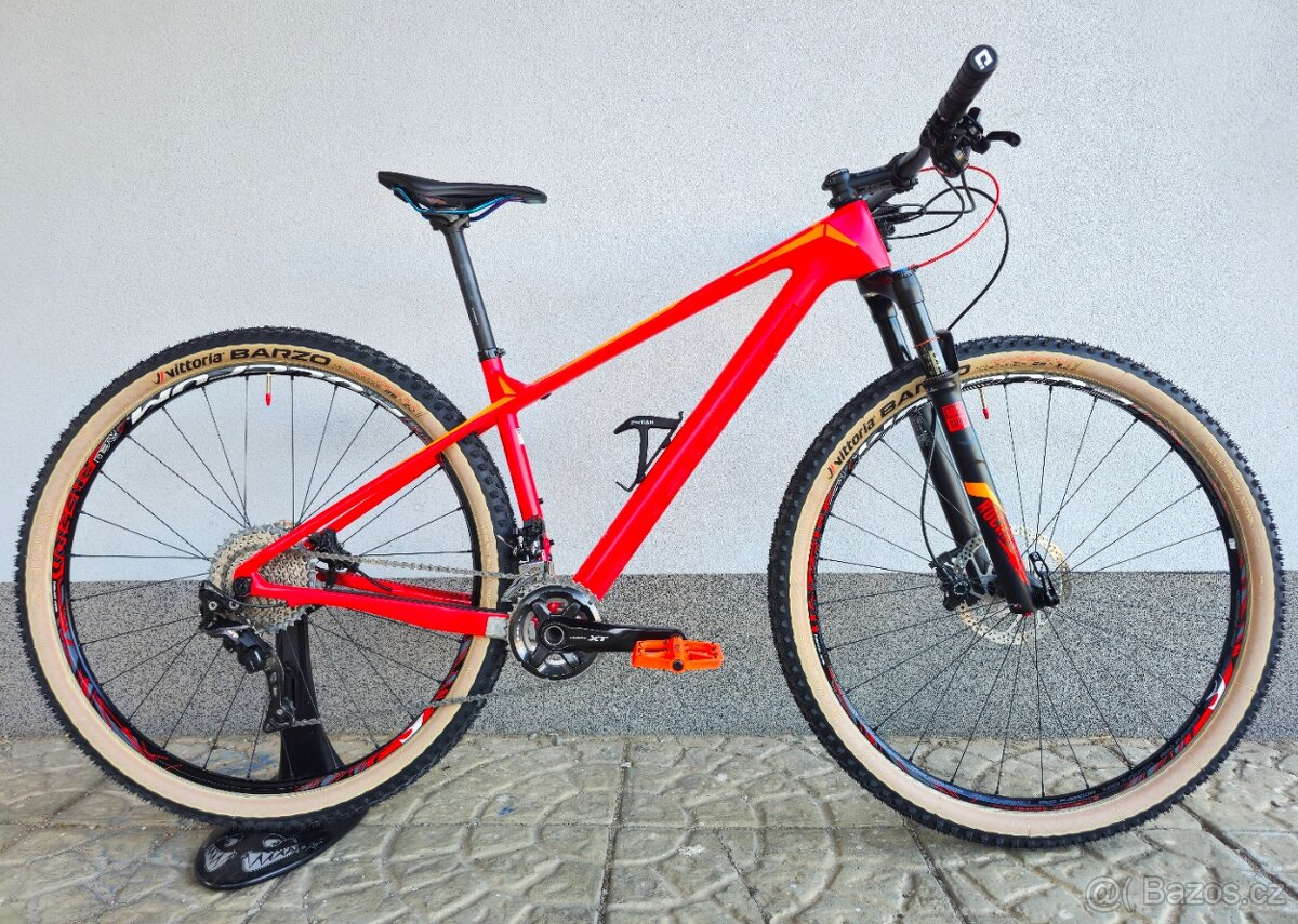 Horské kolo Focus Raven Lite Carbon 29″