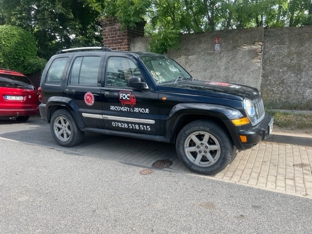 Jeep Cherokee (Liberty) KJ