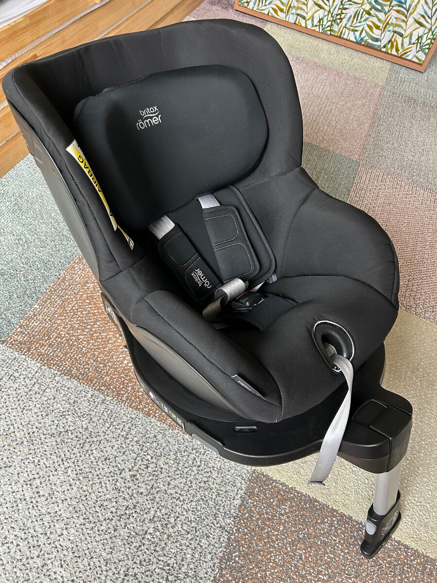 Britax Römer Dualfix i-Size