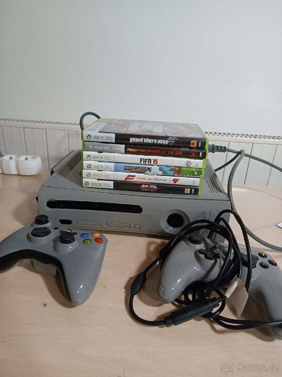 Xbox 360 120GB