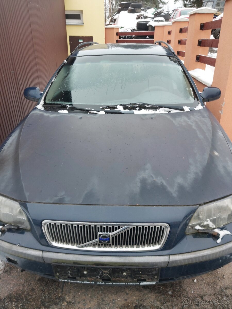 Volvo v70 2.5tdi 103kw dily