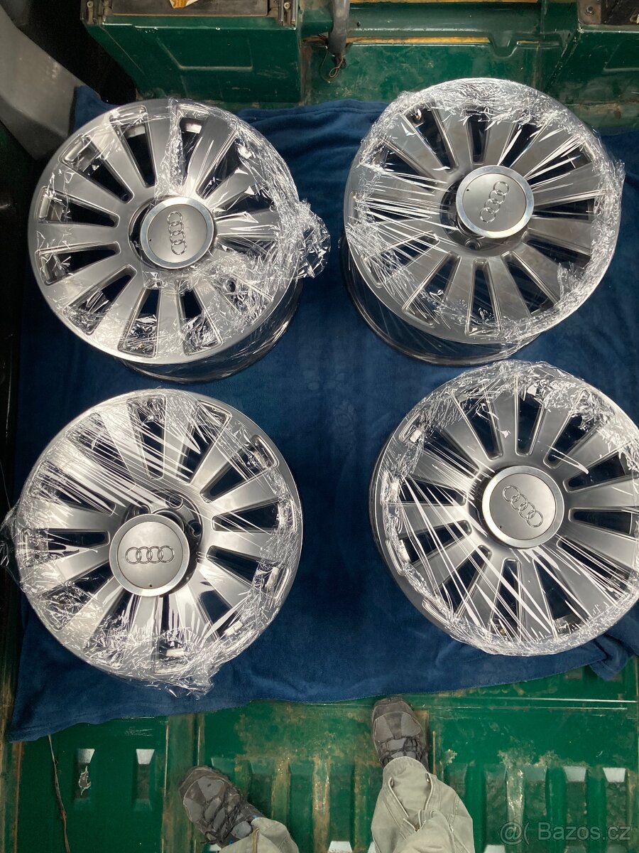 Originál alu disky Audi 8,5J x 19 H2 ET 42 rozteč 5x112