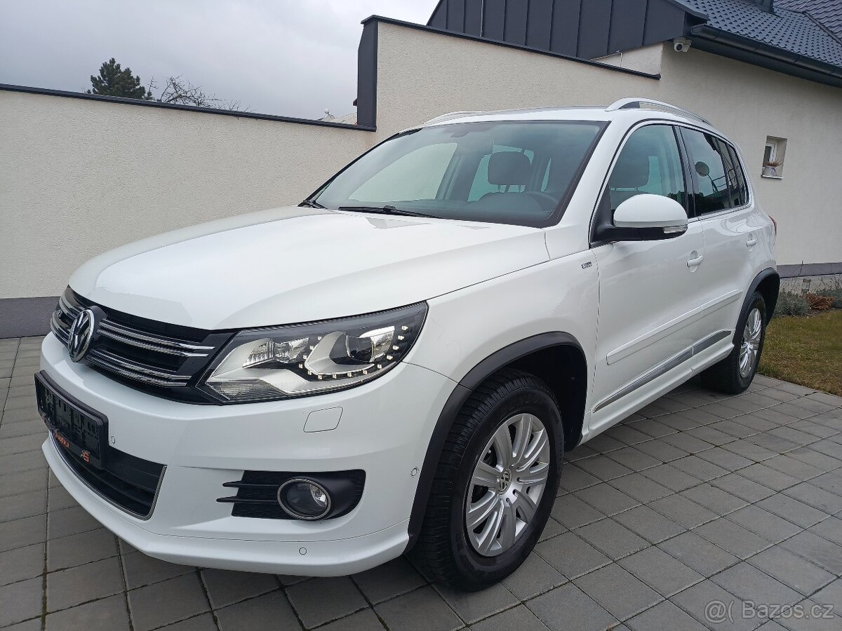 VW TIGUAN 2.0 TDI R-LINE, 132TKM, TAŽNÉ, NEZ.TOPENÍ