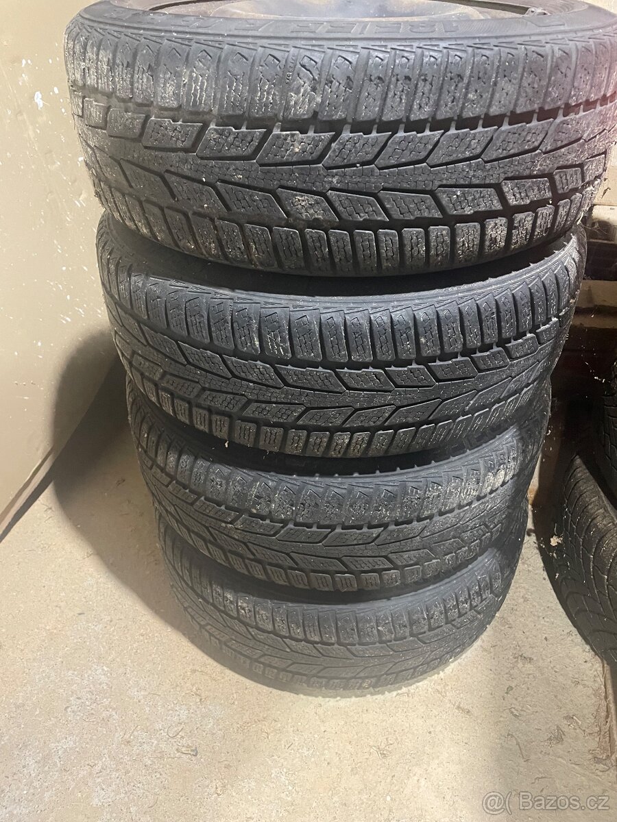 Zimni pneu 185/55 R15