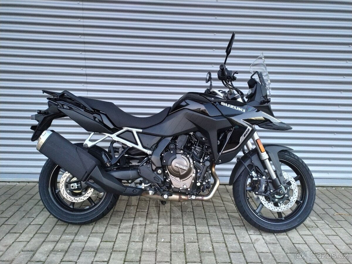 Suzuki V-Strom 800 (ČERNÁ)