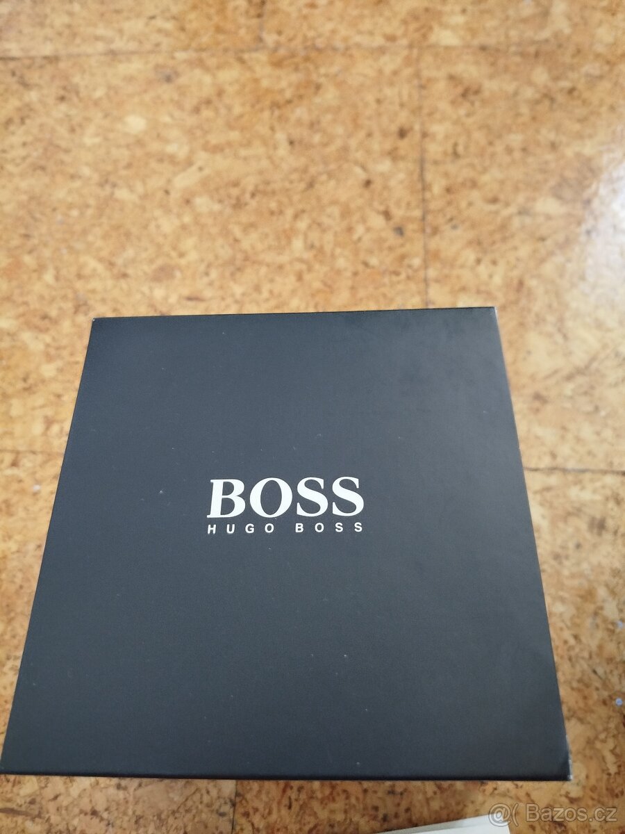 Hodinky HUGO BOSS