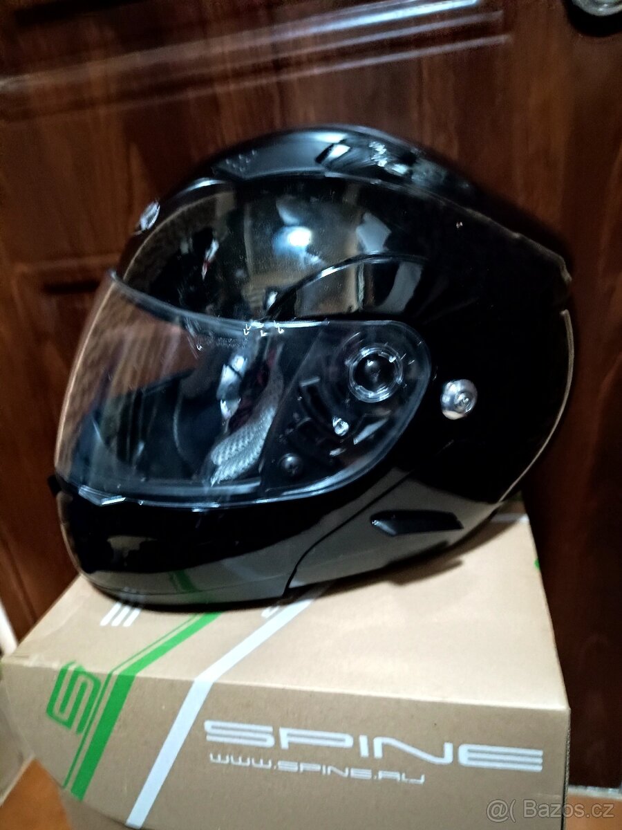 Prodám zachovalou výklopnou helmu MTR v.L-60cm.