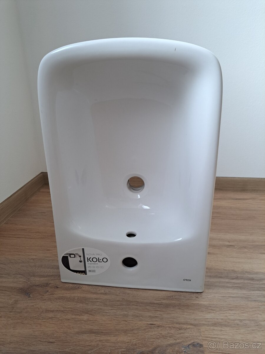 Keramický bidet, zn. NOVA PRO