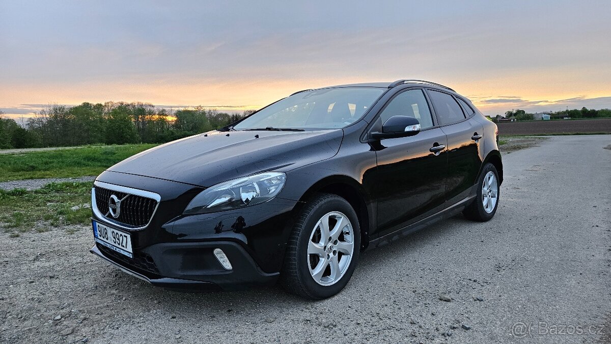 Volvo V40 Cross Country D2 Drive-E automat, 88kW