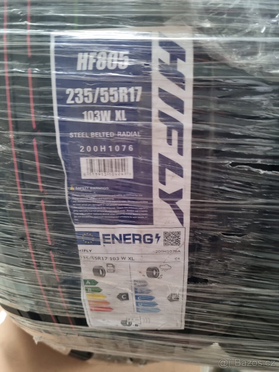 Pneu 235/55 R17 Hifly XL HF805 103W