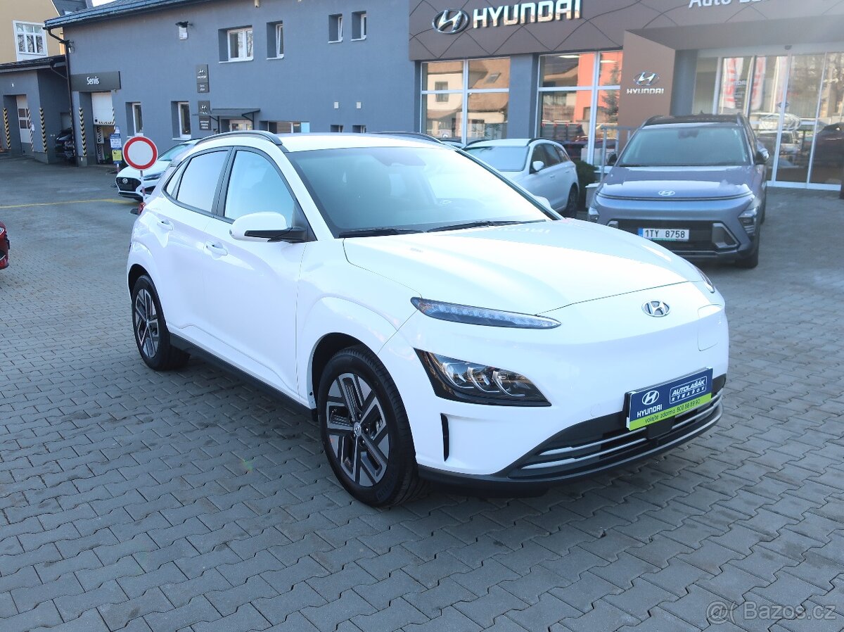 Hyundai Kona Electric 65kWh 150kW NOVÝ VŮZ CZECH EDITION