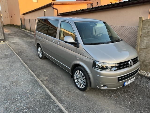 Volkswagen Multivan 2.0 BiTDI 132 kw Team edice