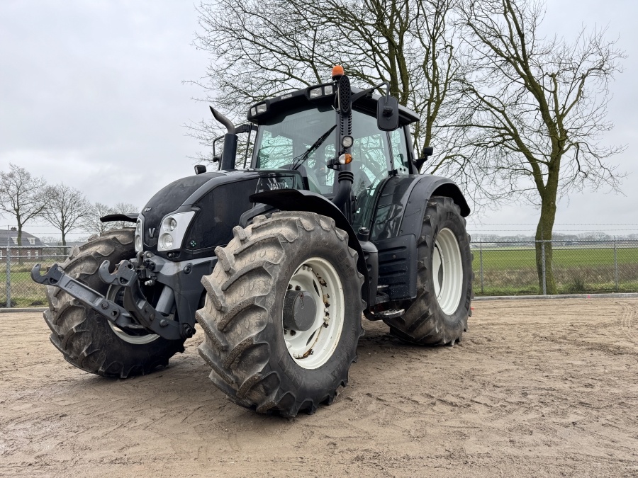 Valtra N 163 Versu