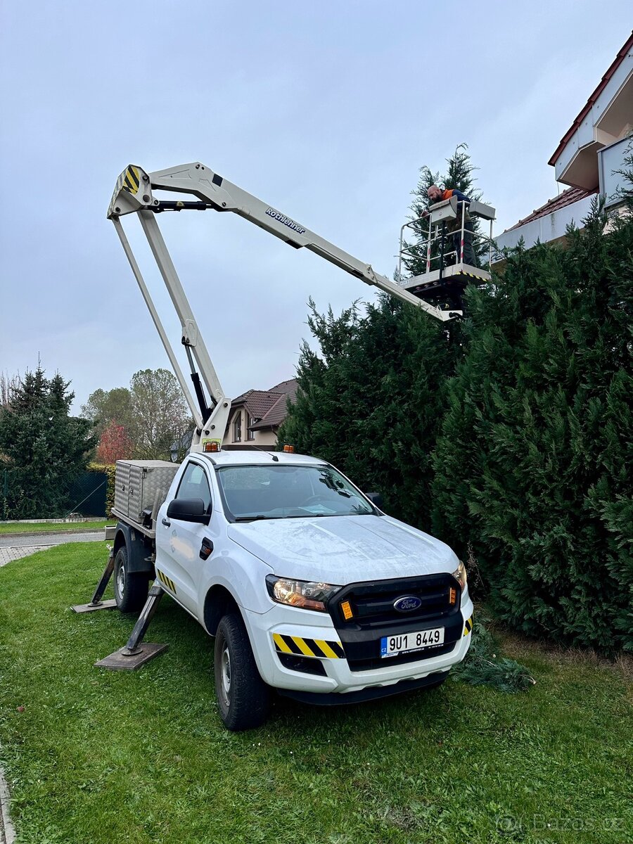 Pracovní plošina Ford ranger 4x4