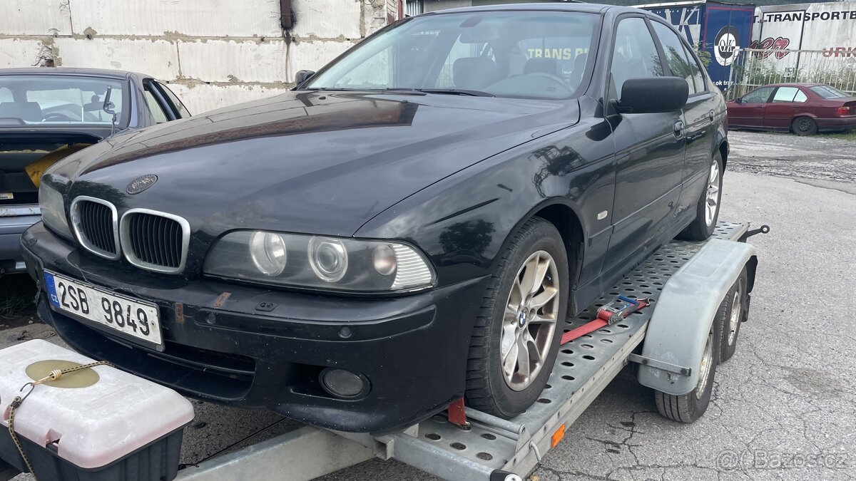 Bmw e39 530d FL sapphire black Mpaket original všechny díly