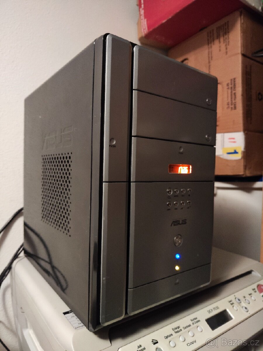 ASUS Terminator T2-P deluxe Barebones.