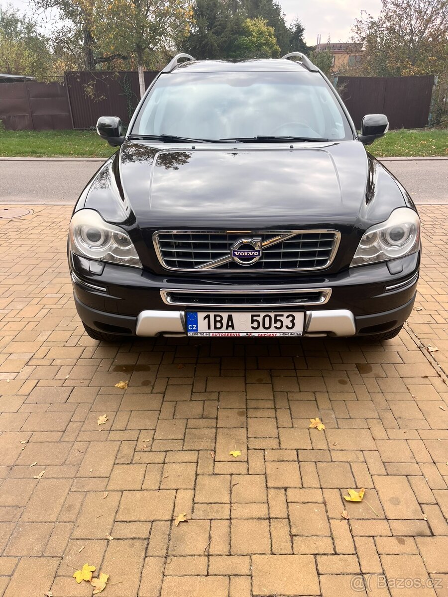 Volvo XC90 2.4 D5 147KW 4X4 AUTOMAT 1.MAJITEL